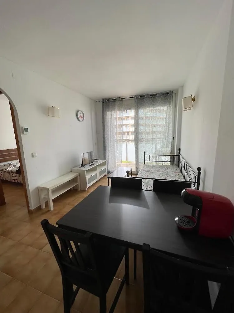 Piso Reformado Con Terraza, Piscina, 3 Minutos De Playa De Fenals Apartment Lloret de Mar 0*,