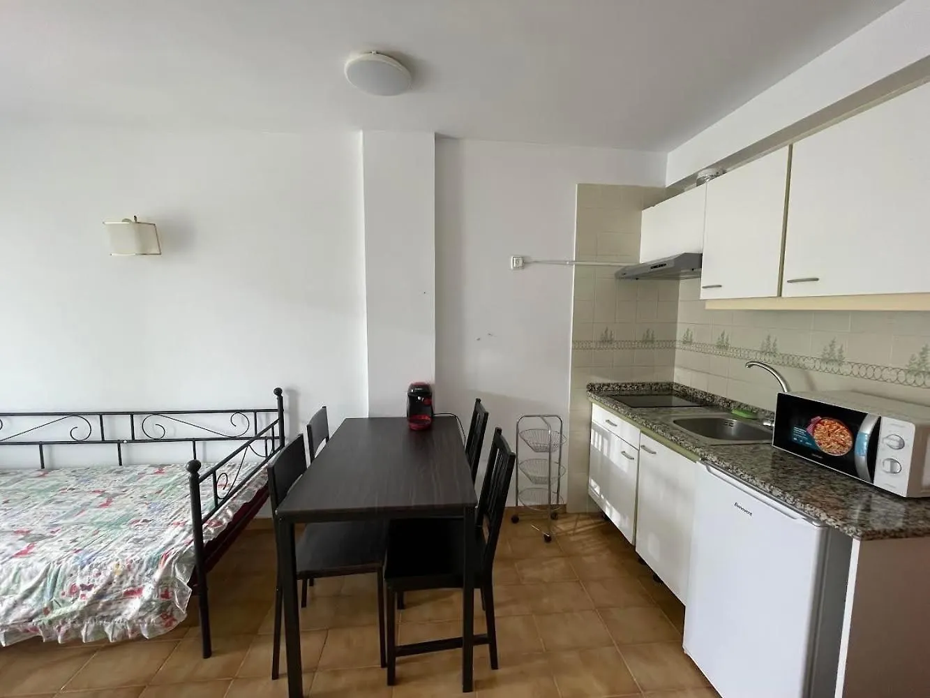 Piso Reformado Con Terraza, Piscina, 3 Minutos De Playa De Fenals Apartment Lloret de Mar